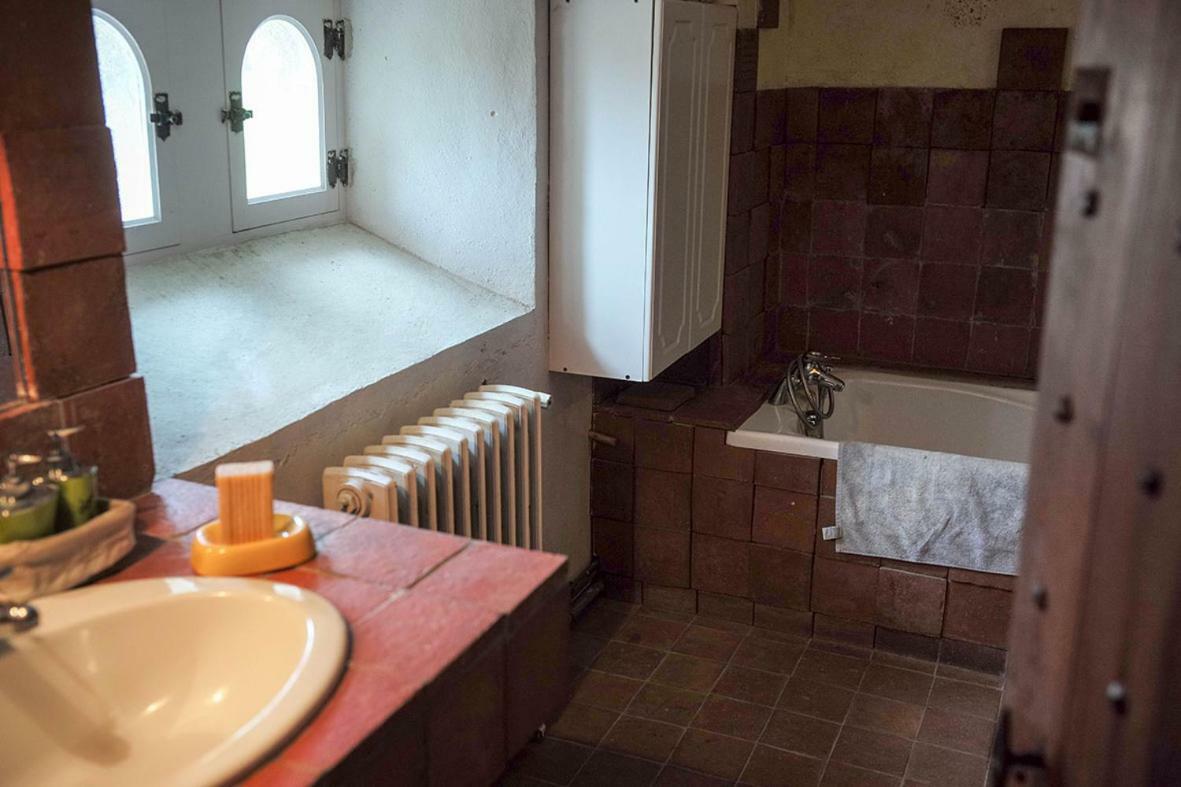 Logis De La Robliniere Bed and Breakfast Landevieille Exteriör bild